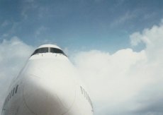 Airline issue postcard - Lufthansa Boeing 747-400