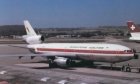 MARTINAIR / SINGAPORE AIRLINES DC-10 PH-MBN postcard