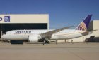UNITED AIRLINES BOEING 787 dreamliner N45905 POSTCARD