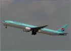 KOREAN AIR BOEING 777-300 HL7532 POSTCARD