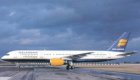 Icelandair holidays Boeing 757-200 TF-FIW postcard