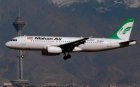 Mahan Air Iran Airbus A320-200 EP-MHJ postcard