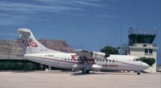 Air Tahiti ATR-42 F-ODUE postcard