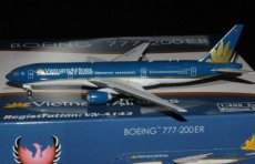 Vietnam Airlines Boeing 777-200 1/400 scale