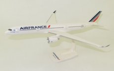 Air France Airbus A350-900 F-HTYA 1/200 scale desk model PPC