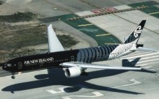 Air New Zealand Boeing 777-300ER ZK-OKQ All Blacks cs postcard