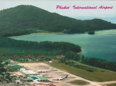 Airline Airport issue postcard - Phuket Airport Thai Boeing 747 777