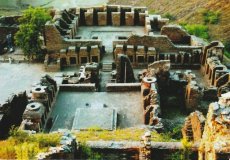 Airline issue postcard - PIA Pakistan International Airlines - The Monastic Complex of Takht-i-Bahi