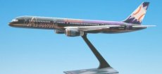 America West Airlines Boeing 757-200 "Diamondbacks cs" 1/200 scale desk model