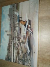 Amsterdam Schiphol Airport puzzle - Singapore Airlines Boeing 707 & KLM DC-8