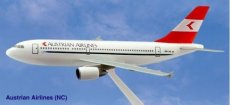Austrian Airlines Airbus A310 1/200 scale desk model PPC