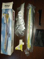 BWIA Lockheed L-1011 Tristar 1/200 scale aircraft desk model USED - Long Prosper