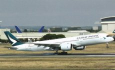 Cathay Pacific Airbus A350-941 F-WZGS / B-LRF postcard