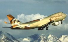 Etihad Airways Cargo Boeing 747-400F N476MC postcard