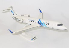 FMI Air Canadair CRJ 200 1/100 scale desk model