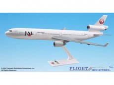 JAL Japan Airlines MD-11 1/200 scale desk model