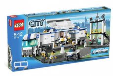 Lego City 7743 - Police Command Center / Politie Commando Centrum - New in Box