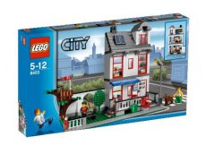 Lego City 8403 - Home NEW IN BOX Lego City 8403 - Home NEW IN BOX