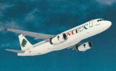 MEA Middle East Airlines Airbus A320-200 F-OHMO postcard