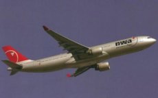 Northwest Airlines Airbus A330-323 N802NW postcard