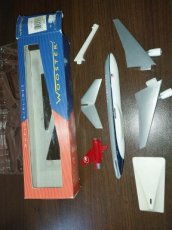 Northwest Airlines DC-10 1/200 scale desk model USED - Wooster