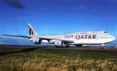 Qatar Airways Amiri Flight Boeing 747-8 A7-HHE postcard