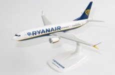 Ryanair Boeing 737 MAX 8 1/200 scale desk model PPC