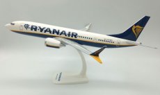 Ryanair Boeing 737 MAX 8 EI-HGT 1/100 scale desk model PPC
