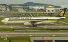 Singapore Airlines Airbus A330-300 9V-STL postcard