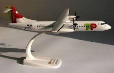 TAP Air Portugal ATR-72-600 1/100 scale