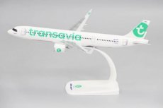 Transavia Airlines Airbus A321neo PH-YHZ 1/200 sca Transavia Airlines Airbus A321neo PH-YHZ 1/200 scale desk model PPC