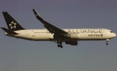 United Airlines Boeing 767-300ER Star Alliance United Airlines Boeing 767-300ER Star Alliance N653UA postcard