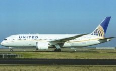 United Airlines Boeing 787-8 N30913 @ Paris CDG United Airlines Boeing 787-8 N30913 @ Paris CDG postcard
