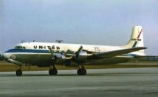 United Airlines DC-6 N37533 @ CMH 1967 - postcard